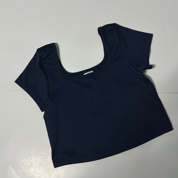 PINK Victoria Secret Cropped Shirt - Picture 1 of 4